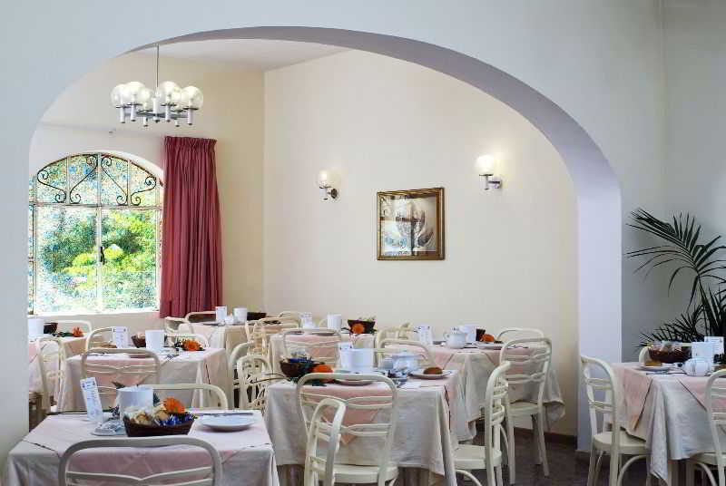 Villa Diana - Beach & Rooms Ischia Exterior photo
